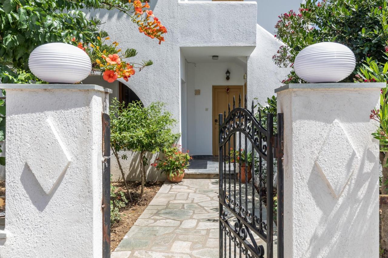 Lina Apartments Skopelos Town Exterior foto